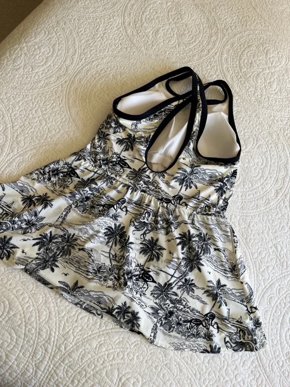 NWOT Lands' End Skirted Tugless High Neck Swim Dress 1 Piece Print 18W Support - Picture 9 of 17